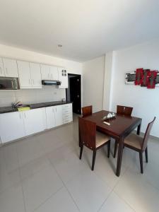 Valdivia Suite