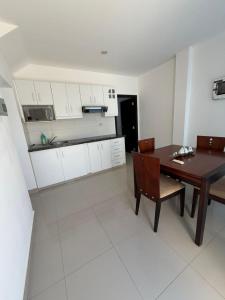 Valdivia Suite