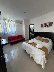 Valdivia Suite