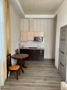 Apartment Studio -біля Вокзалу-недалеко від Центру-Городоцька 151