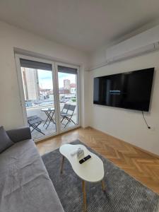 Maple Apartment - Premium City Center Stay