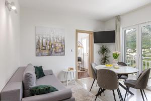 Apartments Villa Olea Solis