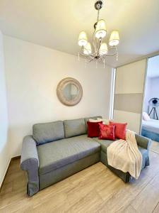 Rose Sky Downtown - 3Bedroom, Garage, French Balcony, AC