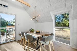 Lovely Holiday Home Built In 2025, With Space For 8 People Close To The North Sea