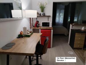 Rubica - "green window" studio apartment