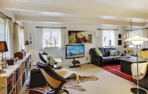2 Bedroom Pet Friendly Home In Thyholm