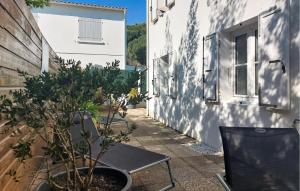 2 Bedroom Pet Friendly Home In Rivedoux-Plage