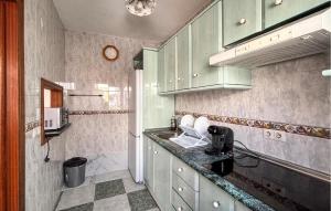 Gorgeous Apartment In Marbella With Wifi