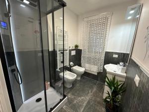 Large flat near Botanical Garden & Central Station