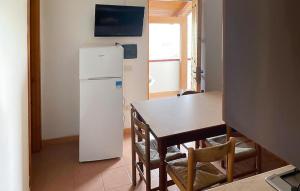 Nice Apartment In Ricadi With Wifi
