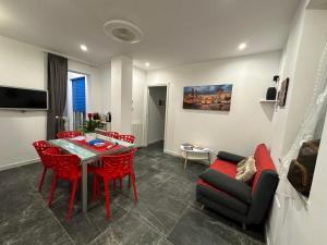 Large flat near Botanical Garden & Central Station