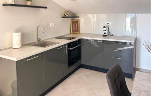 Beautiful Apartment In Raslina With Wifi