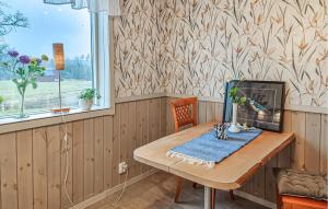 Gorgeous Apartment In Alingsås With Wifi
