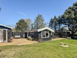 6 person holiday home in Gilleleje-By Traum
