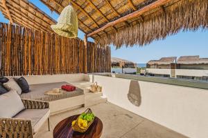 Quiet 2BR Penthouse w Private Pool and Gym, CoWork