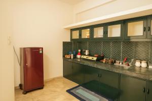 The Hidden Gem - 1BHK with Indoor Canopy, Ambient Lighting, Wifi, Smart TV & AC