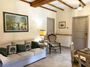 Villa With Mediterranean Garden In Castiglione