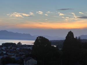 Hermoso Departamento nuevo, con vista al Lago y Volcán Villarrica, Chile