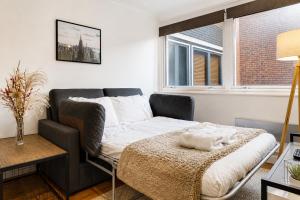 Top Rated 1BR Flat Near Soho & Regents Park for 4
