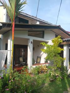 PRIYANTHA Home Stay