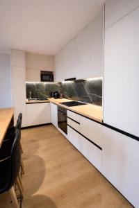 Central apartment - Seaview and garden