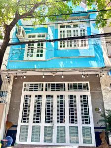 Nhà nguyên căn gần biển