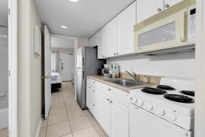 Bluewater Resort 1308