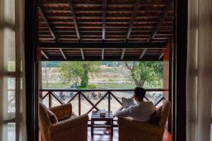 Ban Lakkham River View