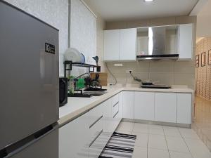 Spacious 4BR 2CP Family Stay 8 to 10 Pax Cyberjaya