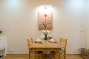 Cozy 1BR Apt Free Parking Old Quarter Netflix