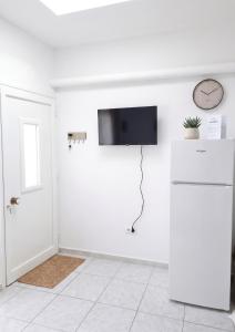 Seaside Siblings Apartment