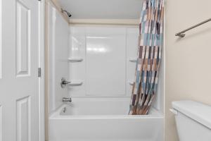 Pet-Friendly Oceanfront 3-BR on Top3rd Floor – Stunning Cherry Grove Beach Views - Blue Mist 302