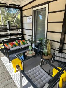 Mobile home SIMS