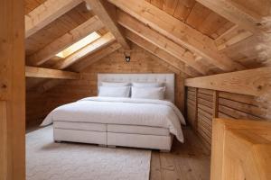 HUS - Chalet Lodges