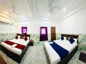 K D Dham Hotel -Near Prem Mandir Vrindavan