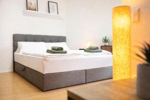 SILCORA Seezeit Studio -3 Min zum See -klimatisiert -Balkon -Parken -Nähe Airbus ZF MTU Universität