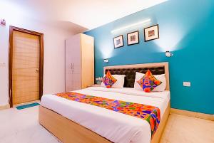 Hotel Royal in - Laxmi Nagar Metro