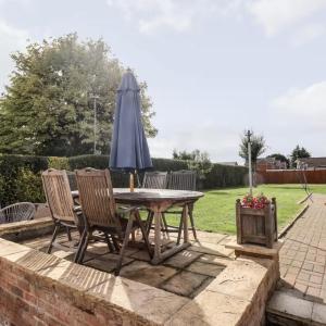 Tivoli-A cosy, well equipped, pet friendly cottage