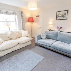 Tivoli-A cosy, well equipped, pet friendly cottage