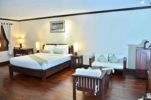 Luang PraBang Residence & Travel