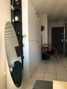 Studio cosy en bord de mer avec piscine