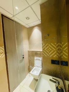 Studio Apartments In Greater Noida West, Ek Murti