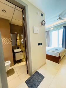 Studio Apartments In Greater Noida West, Ek Murti