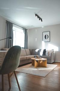 Oskar Apartments