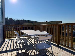 Workers and Family Homes 6BR Team House 11 Beds Free Parking Near Volvo Landvetter