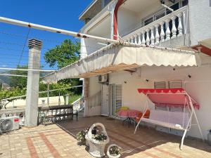 Vila Lastva, Apartment No 3