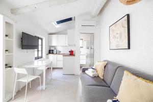 A C studio in the heart of Cannes – Old Port
