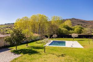 Casa dos Vasconcelos - Countryside Estate with Garden & Pool