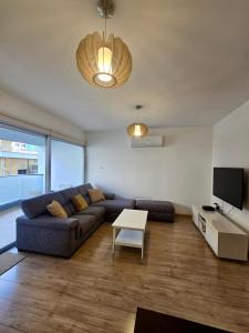 Modern 1BR Flat in City Centre