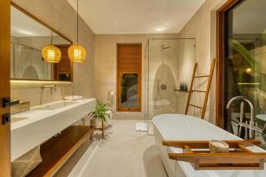 Apura Villa Stylish 2BR In Ubud